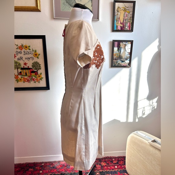 1960s Cream & Rust Embroidered Dress Matching Jacket Set – Mod Two-Piece - Picture 10 of 11